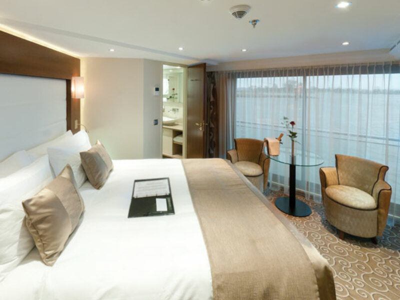 Category 4 | Ruby Deck